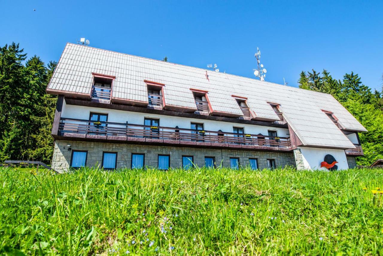 Horsky Hotel Kozubova Dolní Lomná Eksteriør bilde